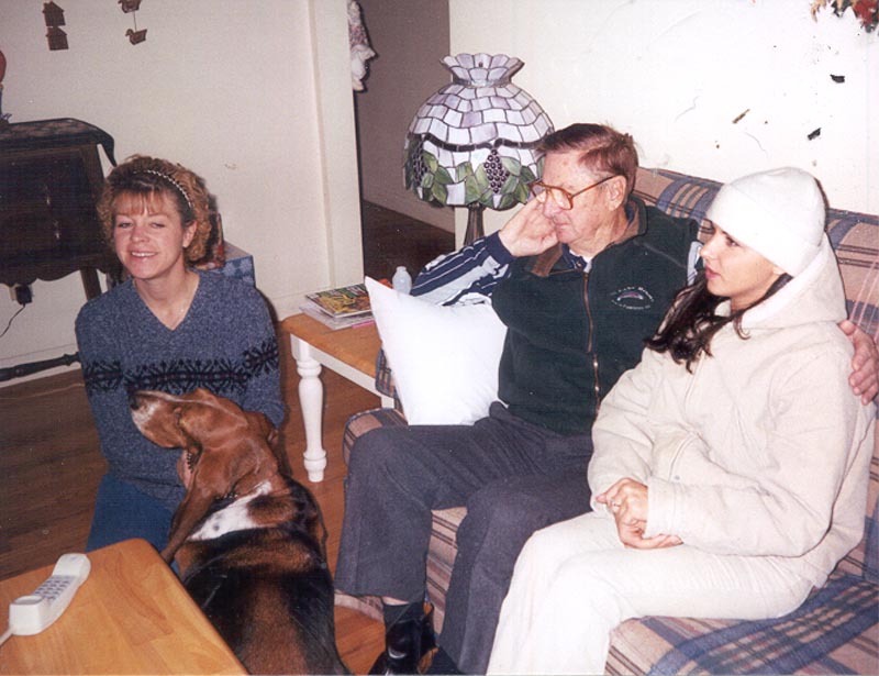 Rita, George, Bill Swanton and Stacie Ruckert.jpg 86.2K